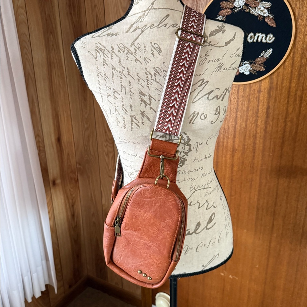 Crossbody bag - Picture 4 of 12